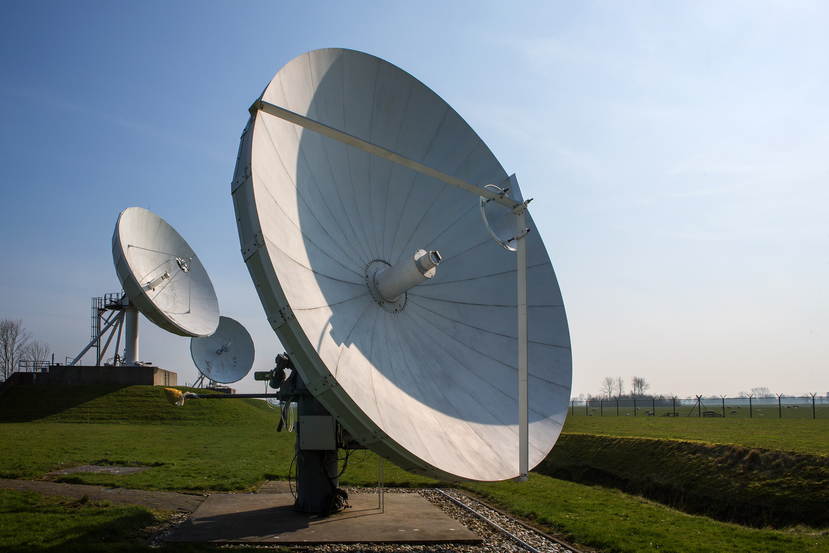 Schotel antennes buiten